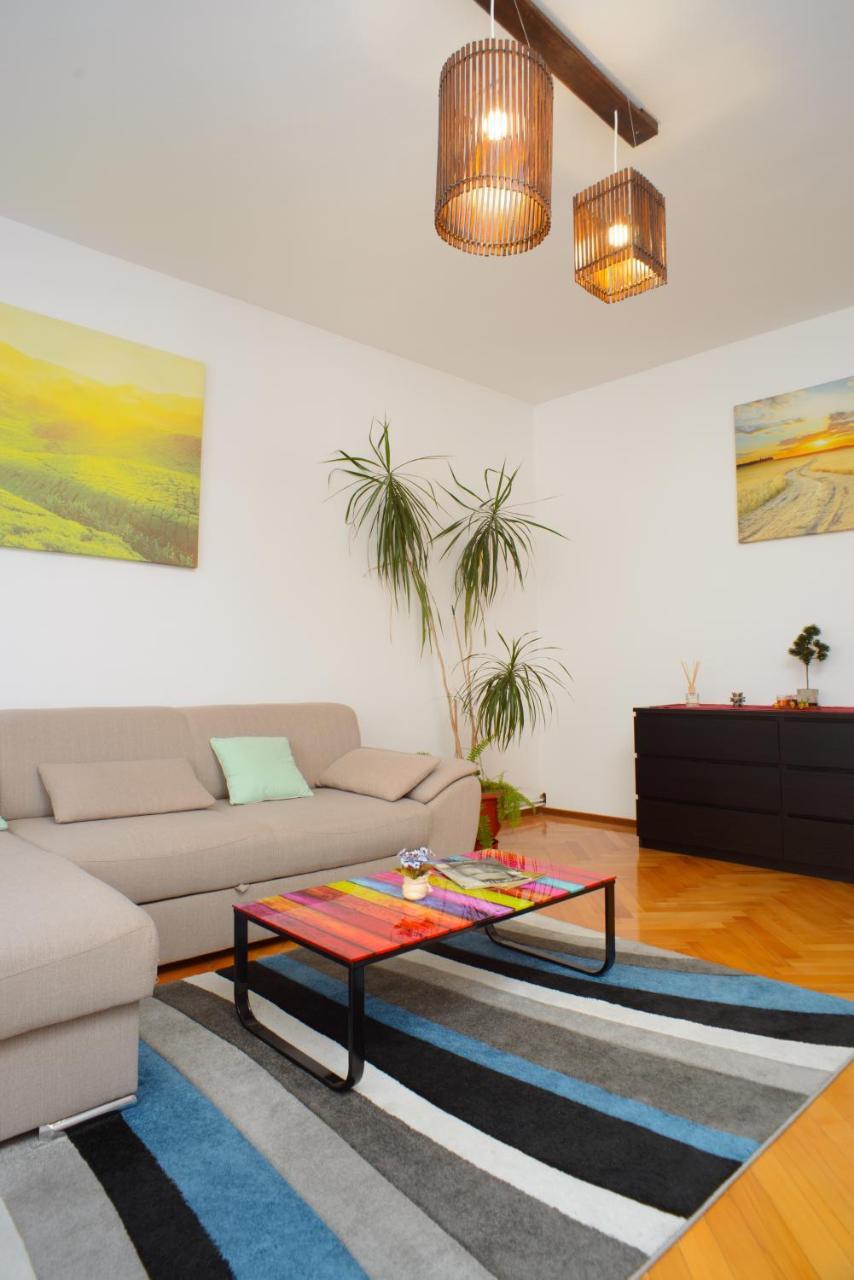 Sunshine Apartment Brasov Ngoại thất bức ảnh