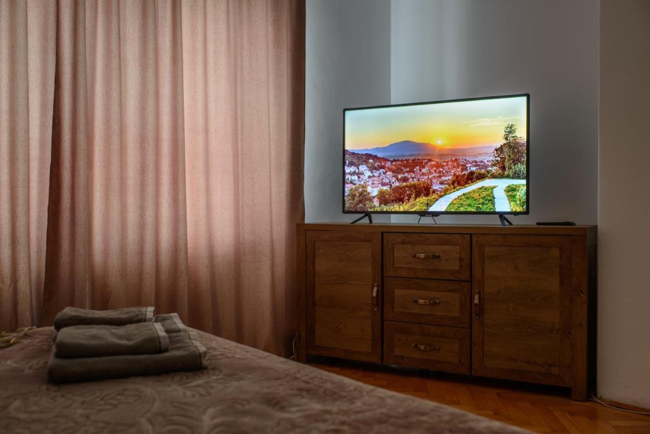 Sunshine Apartment Brasov Ngoại thất bức ảnh